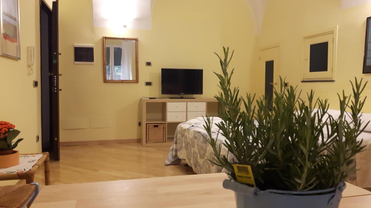 Mae Albenga Suites Luaran gambar