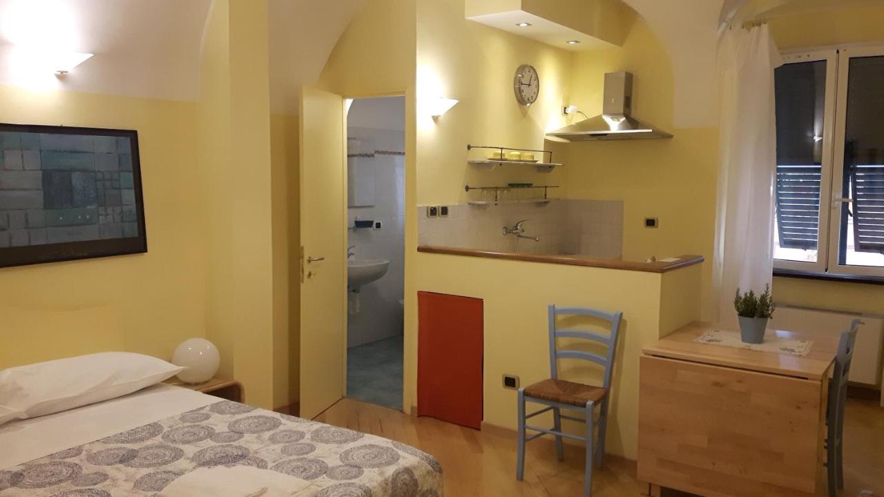 Mae Albenga Suites Luaran gambar